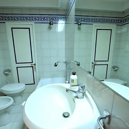 Lovelly On The Sea Side Apartman