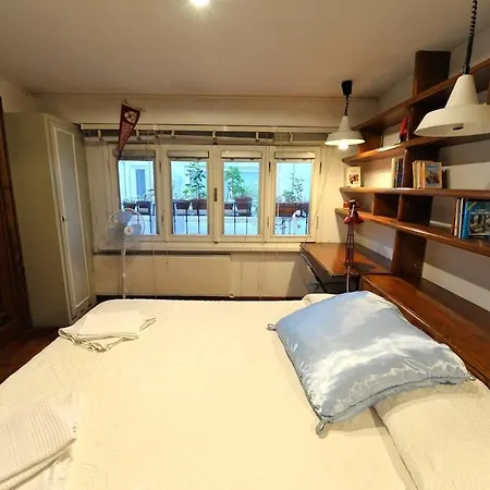 Lovelly On The Sea Side Apartman